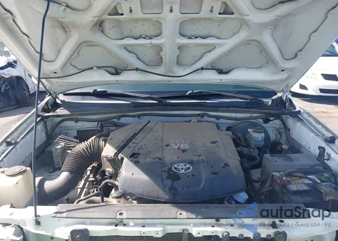 2011 Toyota Tacoma Prerunner V6 from USA, damaged, VIN 3TMJU4GN1BM114736